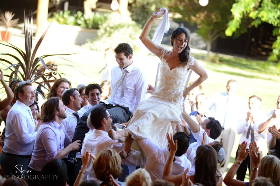 1458433_549770041775610_213140150_n